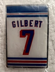 NY RANGERS ROD GILBERT RETIRED NUMBER BANNER PIN MSG NHL HOCKEY - Picture 1 of 3