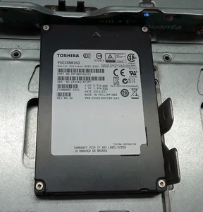 Toshiba 1.6TB 12G 2.5" SAS SSD PX03SNB160 Solid State Drive - 84% Lifespan - Photo 1/3