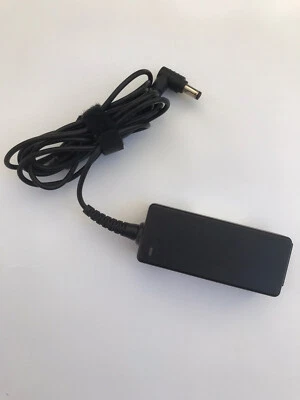 ASUS POWER SUPPLY ADP-40PH AB 19V 2.1A 5.5x2.5mm ORIGINALE - Immagine 1 di 4