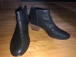Clarks Damengröße 6,5 M schwarze Leder-Stiefeletten - Bild 1 von 8