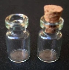 10pcs Clear Glass Bottles Vials with Corks 0.6ml - Picture 1 of 4