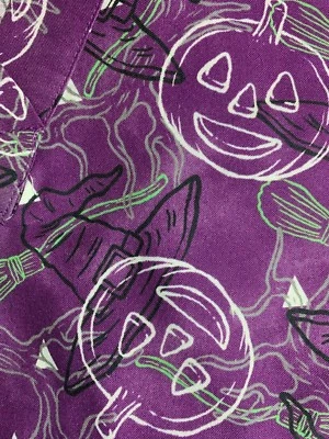 TAFFORD SCRUB TOP SIZE XS HALLOWEEN AFRAID OF THE DARK-PURPLE NWT PUMPKIN WITCH - Image 1 of 4