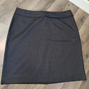 Falda lápiz Banana Republic para mujer talla 14 negra forrada abertura trasera - Imagen 1 de 9