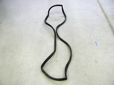 1956/1957 Lincoln Continental Mark II Front & Rear Glass Weatherstrips Foto 1 de 4