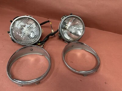 Jaguar XJ6 Vanden Plas Front Round Headlight Pair OEM 95K Miles - Image 1 of 4