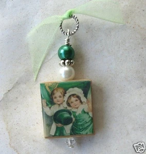 St. Patrick's Day Pendant Irish Boy & Girl Vintage Altered Art Charm Patty's  - Imagen 1 de 1