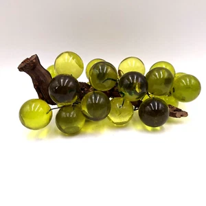 Large VTG Mid Century Green Lucite Grape Cluster On Driftwood Avocado - Picture 1 of 9