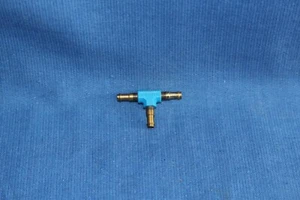 Festo T-PK-4 9585 L-shaped, barbed connector - Imagen 1 de 2