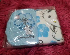 Toalla facial azul Charmmy Kitty 9,5"/25 cm. + Monedero de 5" nuevo stock antiguo 2 piezas. - Imagen 1 de 16