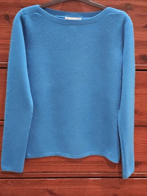 Peck & Peck women's new without tags blue color 2-ply cashmere sweater Size S - Image 1 of 4