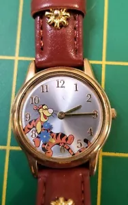 Ladies Tigger Disney Wrist Watch MU2843 Rotating Dial Watch New Battery - Picture 1 of 6