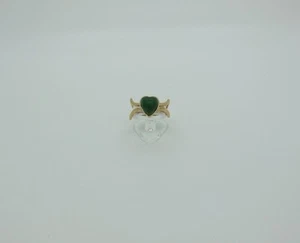 Vintage 14K yellow Gold Jade Heart Lady's Ring Sz 7 1/2 Circa 1960's - Picture 1 of 4