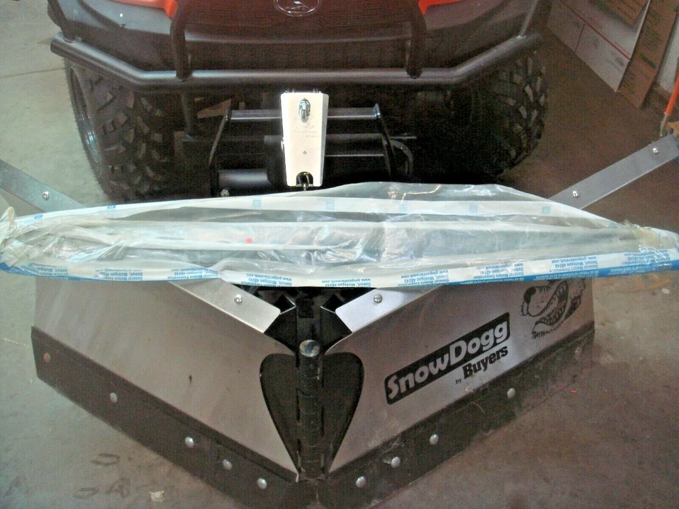 Moldura de puerta delantera derecha exterior Chevrolet 95-99 Monte Carlo GM 12529578 Z7  Foto 1 de 4