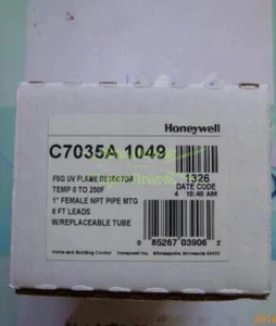 ONE NEW Honeywell C7035A1049 Flame Detector C7035A 1049 - Picture 1 of 2