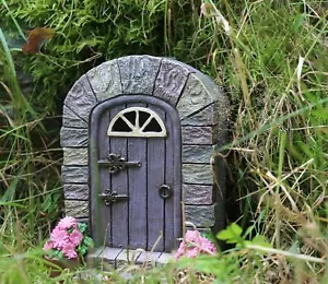 Garden Ornament Solar Fairy Door - Colour Changing - Picture 1 of 5