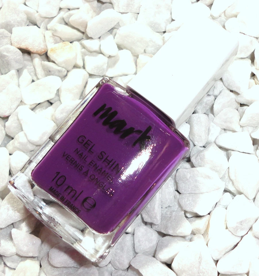 Avon mark GEL SHINE Nagellack Farbe Purplicious Lila Veilchen Purple Mode Trend - Bild 1 von 1