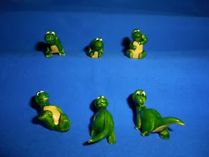 Cartoon DINOSAURIER Dinos 6er Set Miniatur Kunststoff Überraschung Spielzeug FIGUREN Figur - Bild 1 von 6