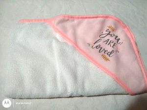 Modernes Baby Mädchen rosa You are loved Badetuch - Bild 1 von 3