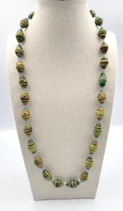 Vintage Rolled Paper Bead Necklace 24" Green Yellow Blue Hand Made Unisex - Bild 1 von 13