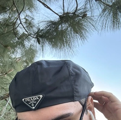 PRADA Re-Nylon 帽子黑色 L 码 — 第 1/3 张图片