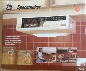 Vtg 80's GE Spacemaker AM FM Clock Radio Under Cabinet Light 7-4230 New Open Box - Picture 1 of 4