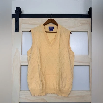 Pendleton Men's Golden Yellow Argyle Sweater Vest Large Excellent - Image 1 of 3