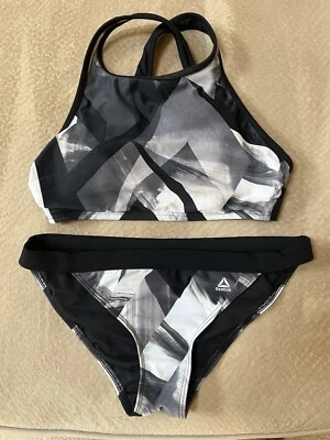 Traje de baño Reebok 2 piezas para mujer negro gris talla mediana Foto 1 de 4