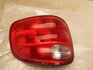 PASSENGER RIGHT TAIL LIGHT FLARESIDE FITS 00-04 FORD F150 PICKUP 1002688 - Picture 1 of 12