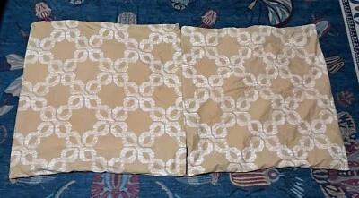 Fundas de almohada West Elm "círculos tallados - maíz" 24”x25” Foto 1 de 4