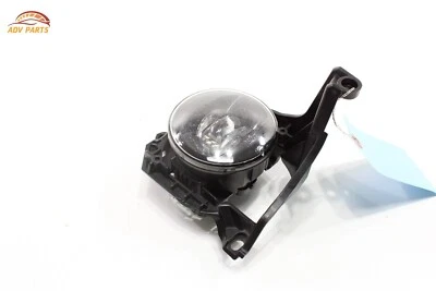 Ford Mustang 2015-2017 luz antiniebla del lado del pasajero delantero derecho OEM Foto 1 de 4