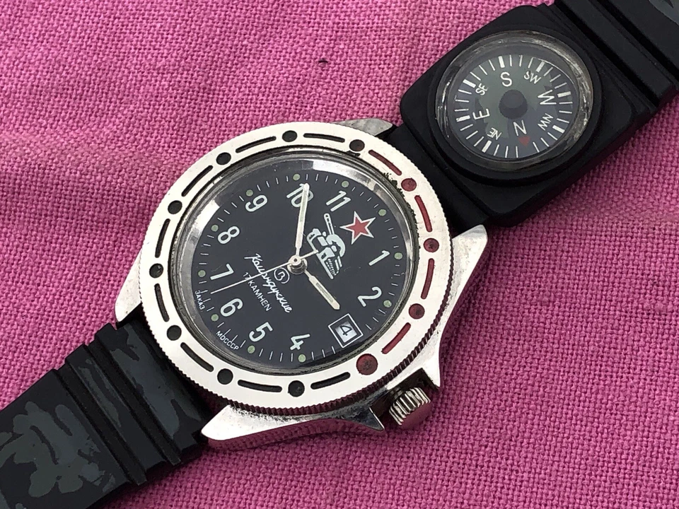 Reloj de pulsera vintage Vostok Commander Tank URSS brújula con correa Foto 1 de 4