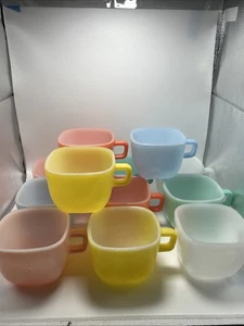 12 Vintage McKee Glasbake Lipton Soup Square Mugs Pink and Yellow 3-3/4" x 3" - Picture 1 of 24