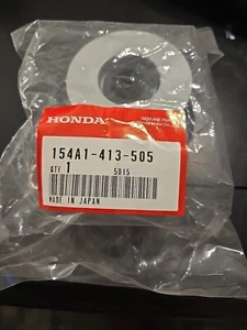 154A1-413-505 HONDA OIL FILTER - Picture 1 of 3
