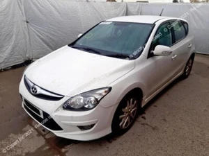 Hyundai I30 2011 1,4 gasolina 5 velocidades manual freno blanco 5 puertas G4F - Imagen 1 de 4
