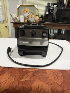 Vitamix Creations GC Blender Base ONLY VM0103D TESTED WORKS GREAT - Picture 1 of 11