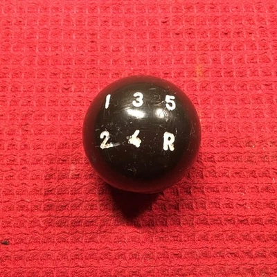 Botão de câmbio vintage GM Chrysler Ford redondo 5 velocidades - Corvette? - Imagem 1 de 4