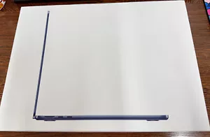 Apple MacBook Air 13" (M3, 16GB Ram, 256GB SSD, Midnight Black) - Mint Cond 2024 - Picture 1 of 12