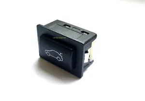 Schalter Kofferraum Öffnung Gepäckraumentriegelung Heckklappe f. BMW F10 F32 F33 - Bild 1 von 7
