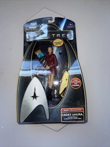 Playmates Star Trek Warp Collection Cadet Uhura 2009 Action Figure NIB Cover