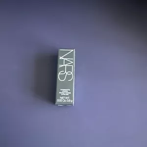 NARS Powermatte Lipstick In Dragon Girl 132 0.8g Mini BNIB - Picture 1 of 3