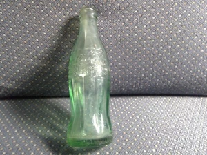 Vintage Coke Coca-Cola 6-1/2 oz Green Glass Embossed Bottle Boston Mass 53-19 - Picture 1 of 8