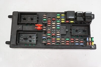 Caixa de fusíveis de motor LAND ROVER LR4 RANGE ROVER SPORT relé fabricante de equipamento original 2010 2011 - Imagem 1 de 2