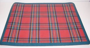 Red Plaid Neoprene Christmas Dish Drying Mat 19.5" x 15.5" - Picture 1 of 3