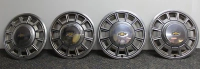 Orig OEM GM Set of 4 13" Bowtie Hub Caps 1980-1984 Chevrolet Citation  (SVM14A) - Изображение 1 из 4