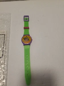 Uhr Vintage 90er Disney Mickey Mouse "The Club" Neon Gelb Grün Digital - Bild 1 von 6