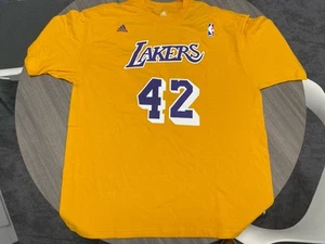 James Worthy Los Angeles Lakers Shirt Large NBA Men Fast Ship New NWT #42 Gold - Picture 1 of 2