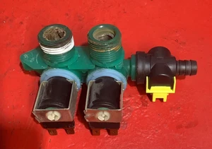 OEM Whirlpool Water Inlet Valve and Bi-Metal Thermistor WP8578341 - Picture 1 of 5