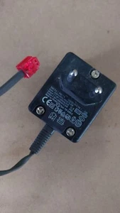 Netzteil / Adapter C39280-Z4-C168 SNG 9-a 1-a 9 1 a 2: 9V 1: 7,5V RJ12 230V - Zdjęcie 1 z 3