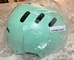 New Enroll Bike-Rollar Skating-Skateboarder mintgrün Helm Größe L - Bild 1 von 10