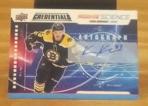 2019-20 Upper Deck Credentials Rookie Science Autographs Karson Kuhlman Boston B - Picture 1 of 3